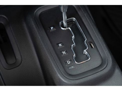 Used 2017 Jeep Wrangler Unlimited Sport w/ Quick Order Package 24S AWD/4WD image 25
