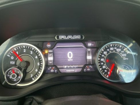 Used 2022 RAM 1500 Big Horn AWD/4WD image 8