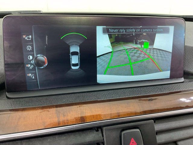 Used 2017 BMW 330i xDrive Sedan AWD/4WD image 12