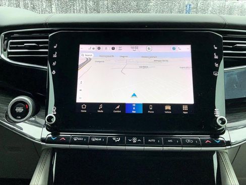 Used 2022 Jeep Wagoneer Series III image 13