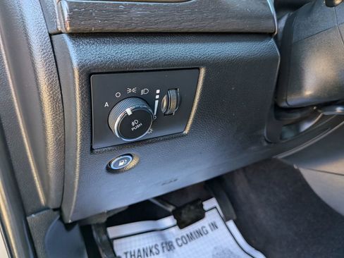 Used 2018 Jeep Grand Cherokee Altitude AWD/4WD image 40