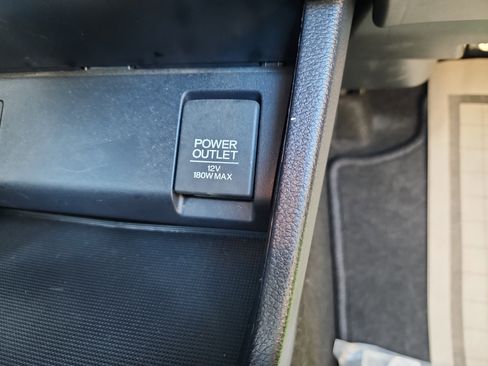 Used 2020 Honda HR-V LX image 14