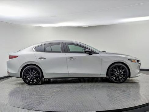 Used 2024 MAZDA MAZDA3 s image 9