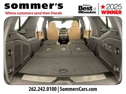 Used 2024 Chevrolet Tahoe Premier w/ Premium Package AWD/4WD image 31