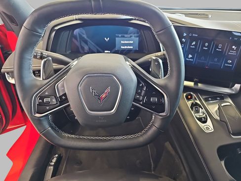 Used 2024 Chevrolet Corvette Stingray Preferred Cpe w/ Z51 Performance Package RWD image 18
