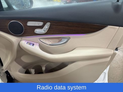 Used 2022 Mercedes-Benz GLC 300 4MATIC image 23