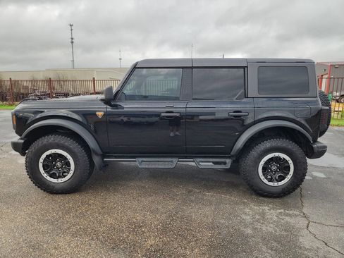 Used 2023 Ford Bronco Badlands w/ Sasquatch Package image 5