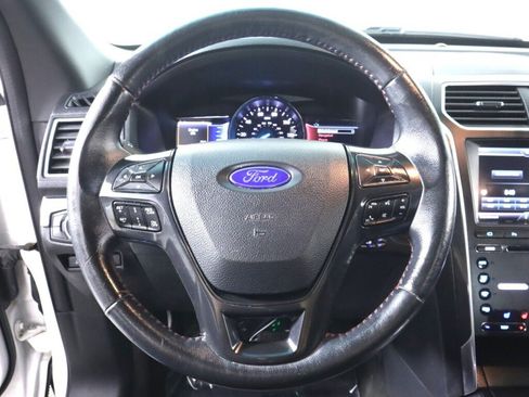 Used 2016 Ford Explorer Sport w/ Equipment Group 401A AWD/4WD image 12