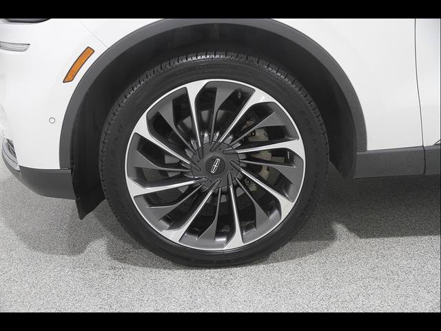 Used 2023 Lincoln Aviator Reserve w/ Equipment Group 201A AWD/4WD image 24