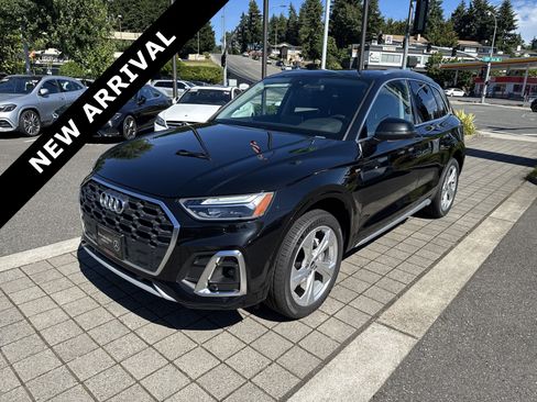 Used 2022 Audi Q5 2.0T Premium Plus w/ Premium Plus Package AWD/4WD image 1