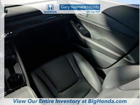 Used 2023 Honda Accord Touring image 19