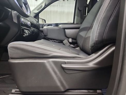 Used 2019 GMC Sierra 1500 Base 4WD 4D Crew Cab w/ Convenience Package image 18