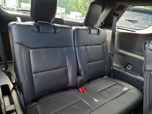 New 2026 Ford Explorer ST-Line w/ ST-Line Street Pack AWD/4WD image 23