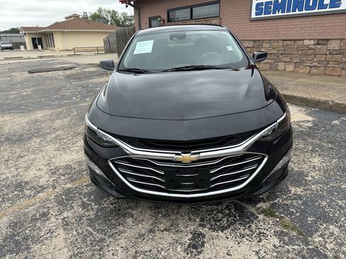 Used 2022 Chevrolet Malibu LT FWD image 4