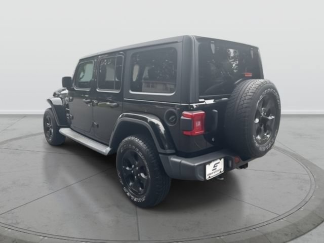 Used 2018 Jeep Wrangler Unlimited Sahara AWD/4WD image 3