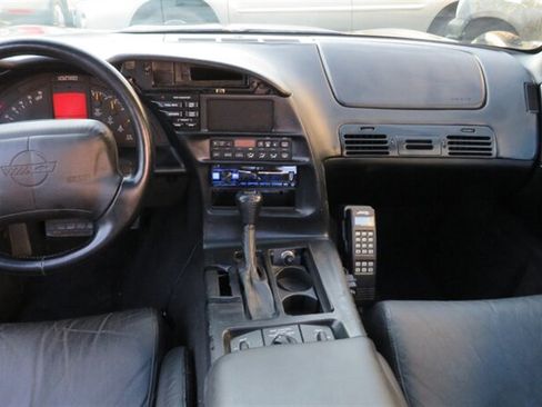 Used 1994 Chevrolet Corvette Coupe RWD image 7