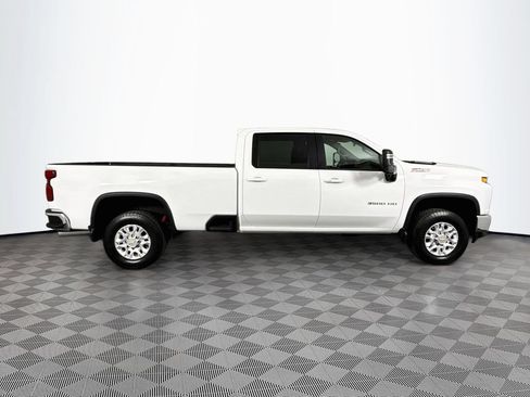 Used 2023 Chevrolet Silverado 3500 LT w/ Convenience Package AWD/4WD image 8