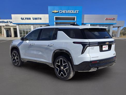 New 2026 Chevrolet Traverse High Country image 11