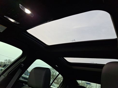 Used 2025 Cadillac CT5 Premium Luxury w/ LPO, ONYX Package image 15