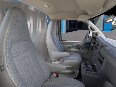 New 2026 Chevrolet Express 3500 w/ Power Convenience Package RWD image 17