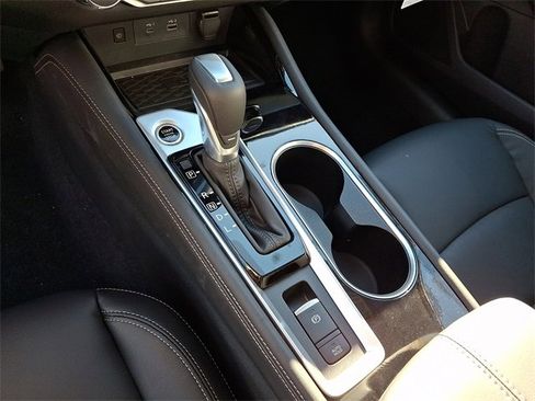 New 2025 Nissan Altima 2.5 SL image 7