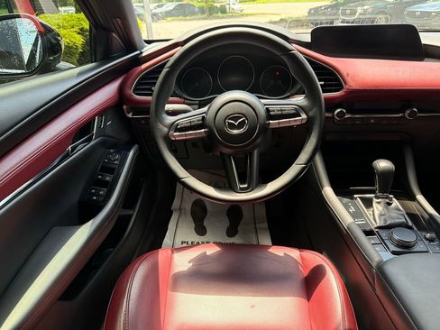 Used 2019 MAZDA MAZDA3 Hatchback w/ Premium Package FWD image 24