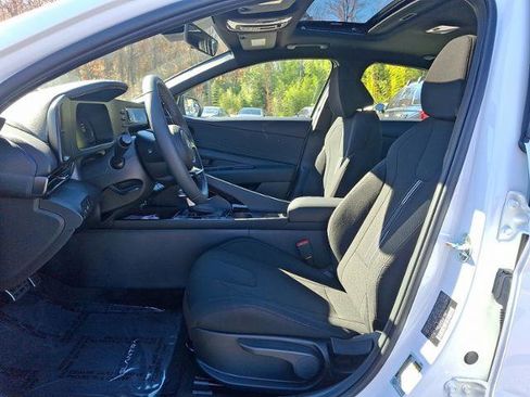 New 2026 Hyundai Elantra SEL Sport Premium image 6