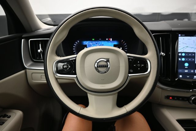 Used 2024 Volvo XC60 B5 Core w/ Climate Package AWD/4WD image 22