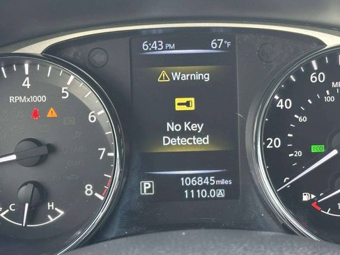 Used 2015 Nissan Rogue SL AWD/4WD image 29