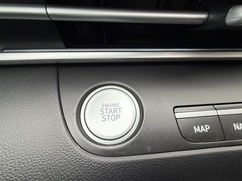 Certified 2023 Hyundai Elantra Limited image 28