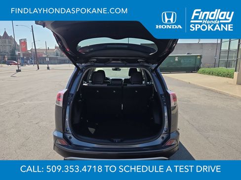 Used 2017 Toyota RAV4 Limited AWD/4WD image 11