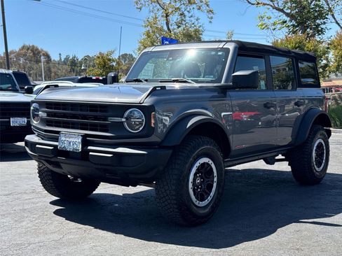 Certified 2022 Ford Bronco 4-Door w/ Sasquatch Package AWD/4WD image 4