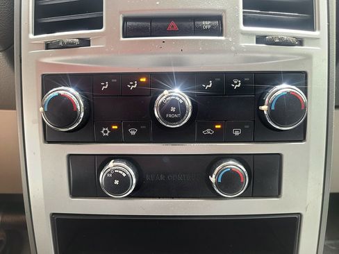 Used 2009 Chrysler Town & Country LX w/ Entertainment Group #1 image 33