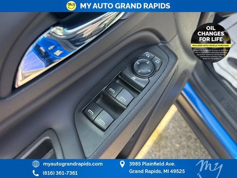 Used 2024 Chevrolet Equinox LT w/ LPO, Floor Liner Package AWD/4WD image 11