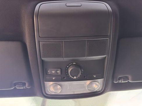 Used 2013 Volkswagen Golf R 4-Door image 24