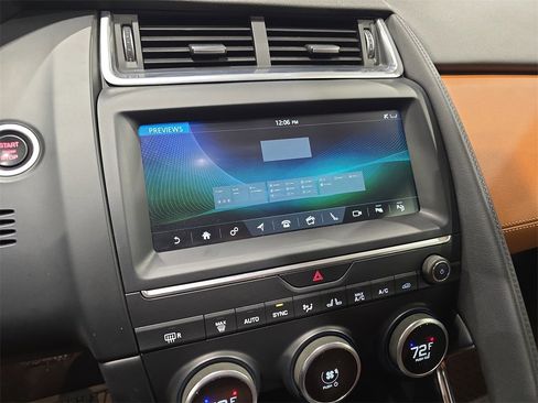 Used 2020 Jaguar E-PACE SE image 21