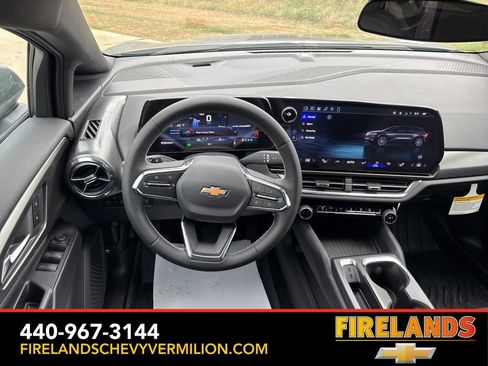 New 2026 Chevrolet Equinox EV LT image 46