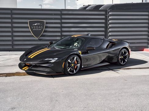 Used 2023 Ferrari SF90 Stradale image 5