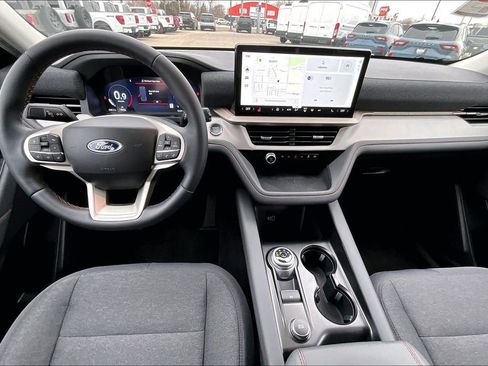 New 2026 Ford Explorer Active image 5
