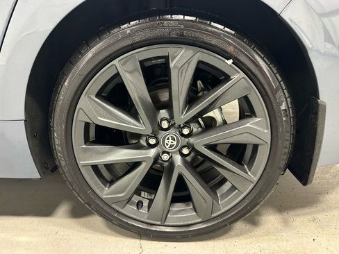 Used 2025 Toyota Corolla SE w/ SE Premium Package image 62