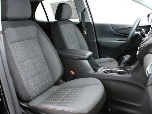Certified 2024 Chevrolet Equinox LT w/ LPO, Floor Liner Package FWD image 33