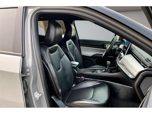 Certified 2023 Jeep Compass Limited AWD/4WD image 49