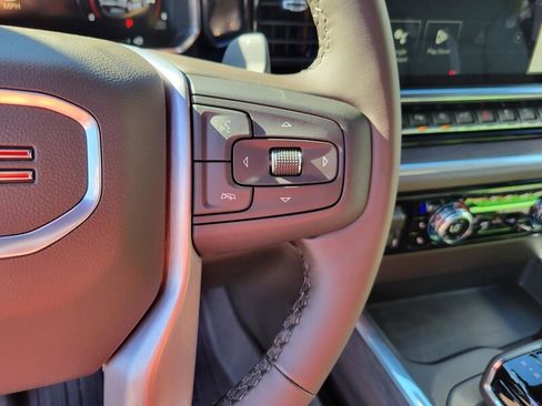 New 2026 GMC Sierra 1500 SLT w/ SLT Premium Plus Package image 10