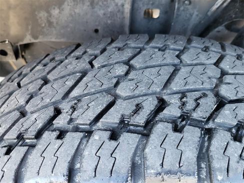 Used 2023 Toyota Tacoma SR image 31