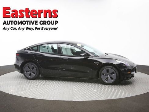 Used 2023 Tesla Model 3 Standard Range image 42