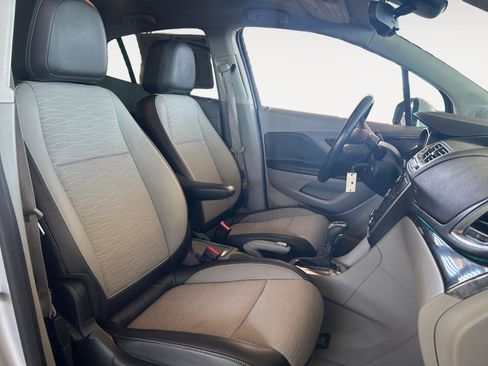 Used 2016 Buick Encore FWD image 15