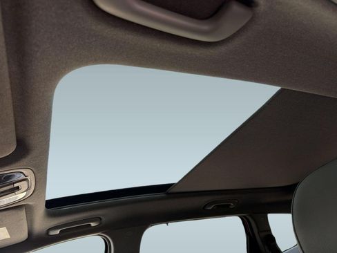 Used 2019 Hyundai Santa Fe FWD image 23
