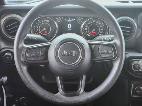 Certified 2022 Jeep Wrangler Sport AWD/4WD image 25