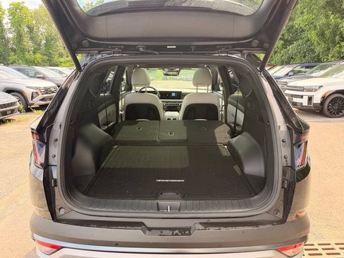 Used 2025 Hyundai Tucson Limited AWD/4WD image 47