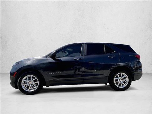 Certified 2022 Chevrolet Equinox LS w/ LS Convenience Package FWD image 6